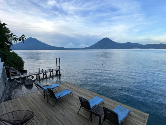 Brand new full catered apartment with the best views of the sunset
