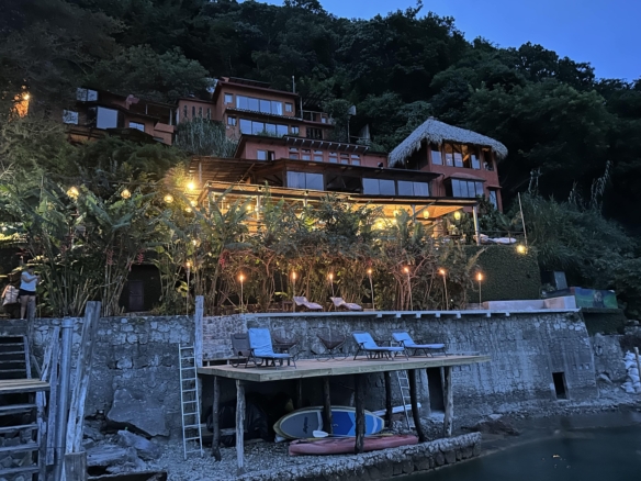 Brand new full catered apartment with the best views of the sunset