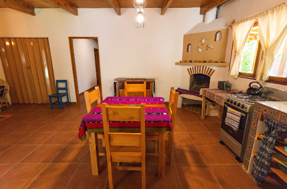 Unique cabin in down town Santa Cruz la Laguna with volcano view