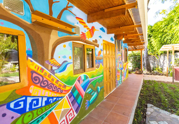 Unique cabin in down town Santa Cruz la Laguna with volcano view